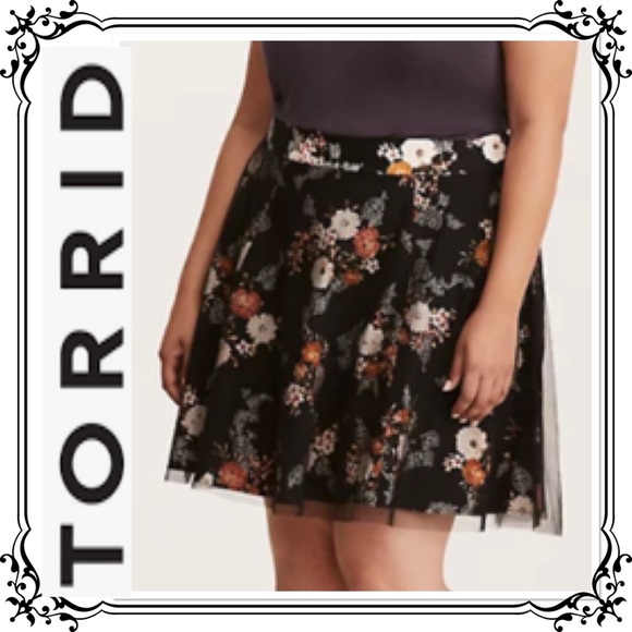 torrid Dresses & Skirts - 🆕 TORRID ⭐️ Floral Print Mesh Skater Skirt